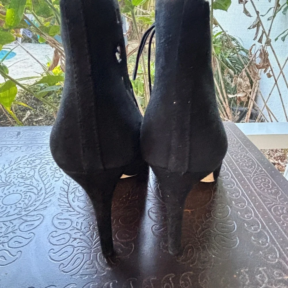 Via Spiga Eloise Black Suede‎ Cage Booties Lace-Up Heels 7.5